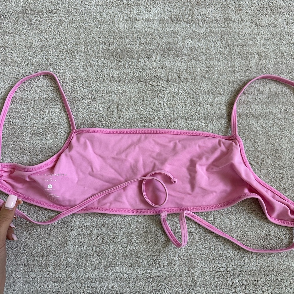 Pink bikini - Picture 2 of 4